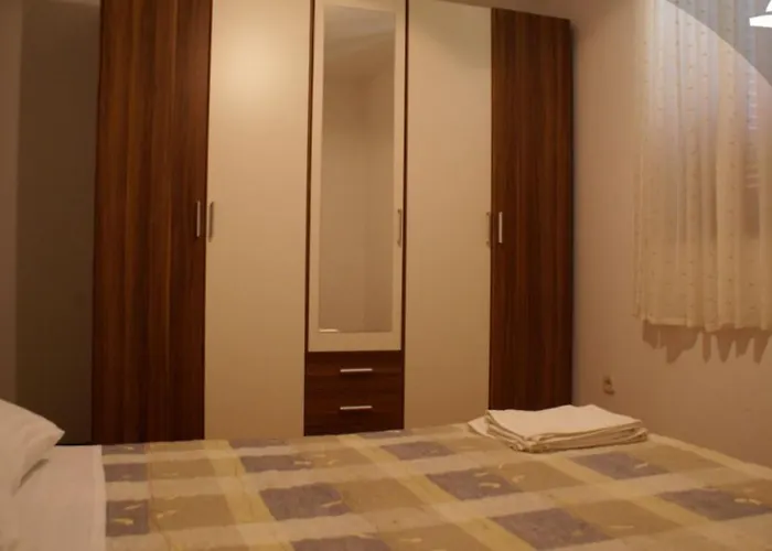 Luka Apartman *